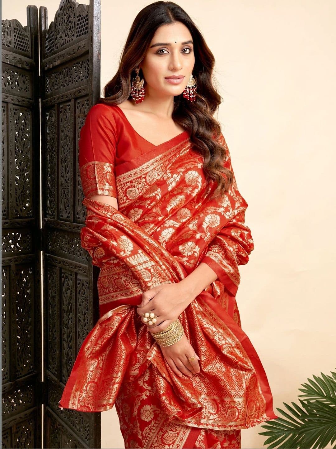 VS MALL Ethnic Motifs Zari Banarasi Saree thumbnail 5