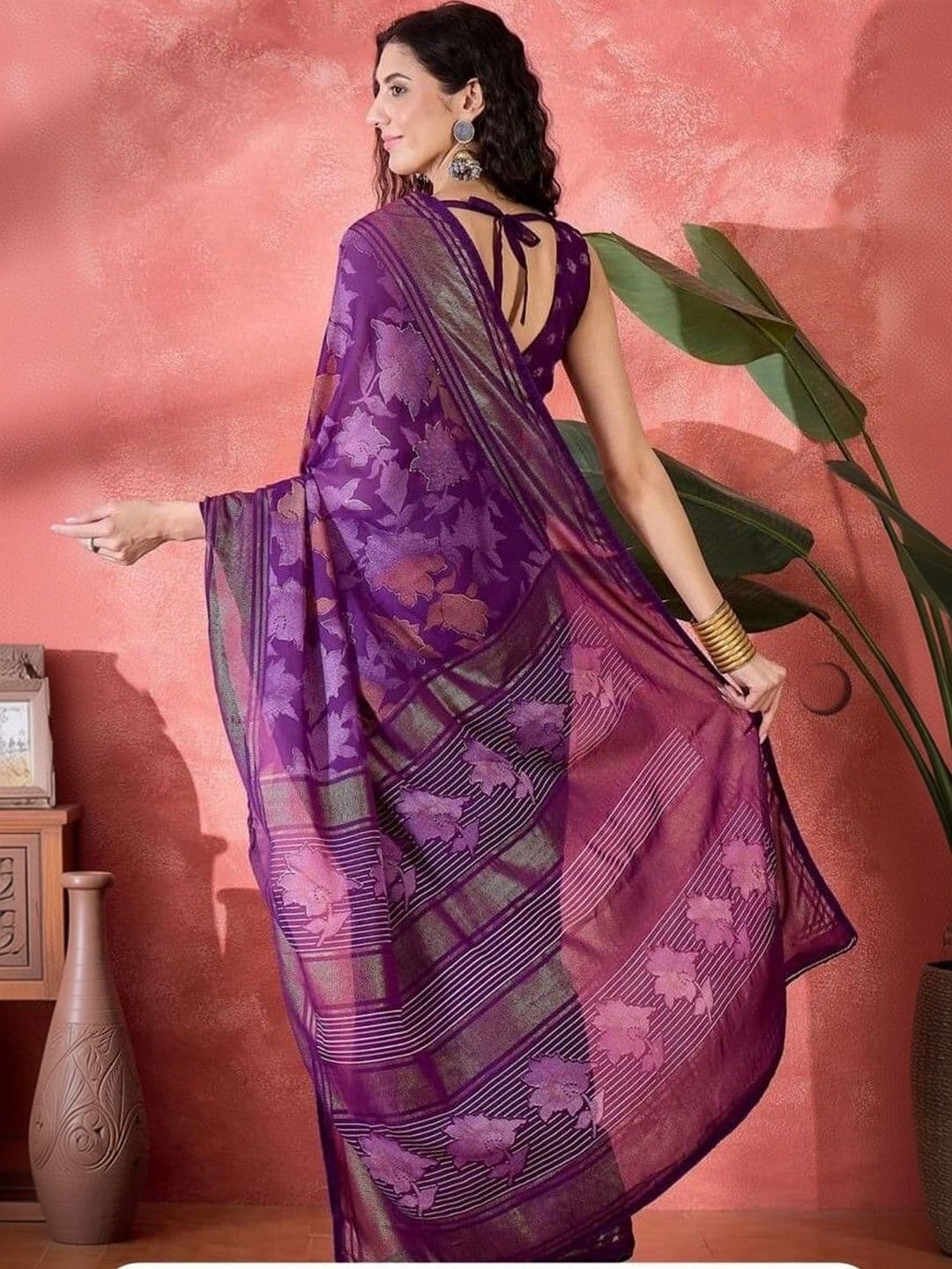 RENBRIZA Woven Design Zari Poly Georgette Saree thumbnail 3