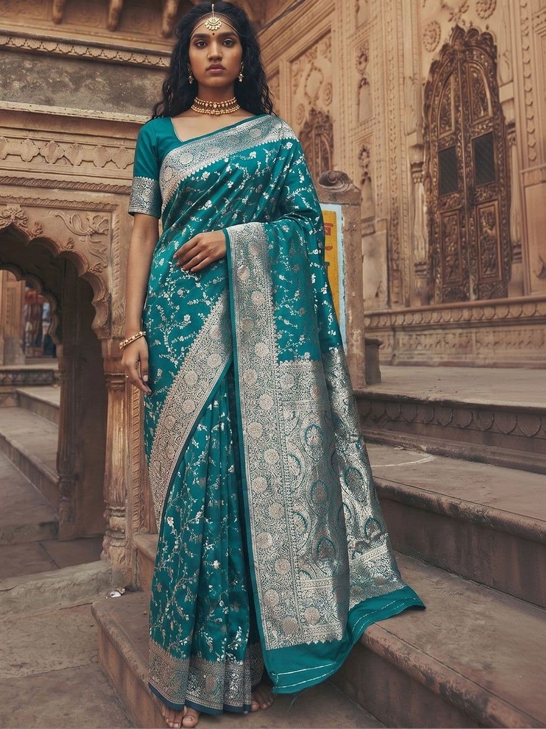 Dhaaga Ghar Woven Design Zari Silk Blend Designer Banarasi Saree - view 1