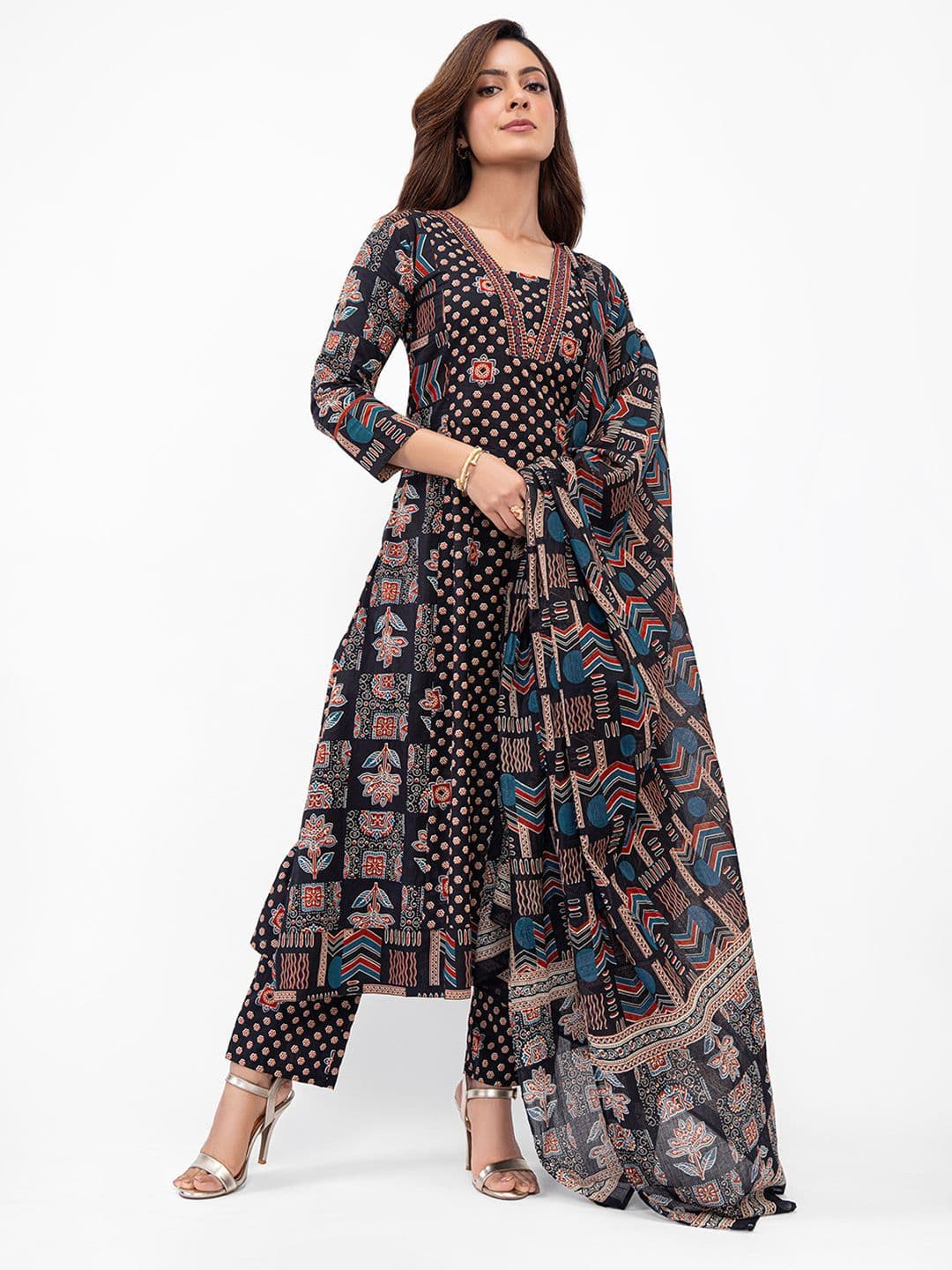 Gerua By Libas Women Ethnic Motifs Printed Regular Kurta with Trousers & With Dupatta - view 1