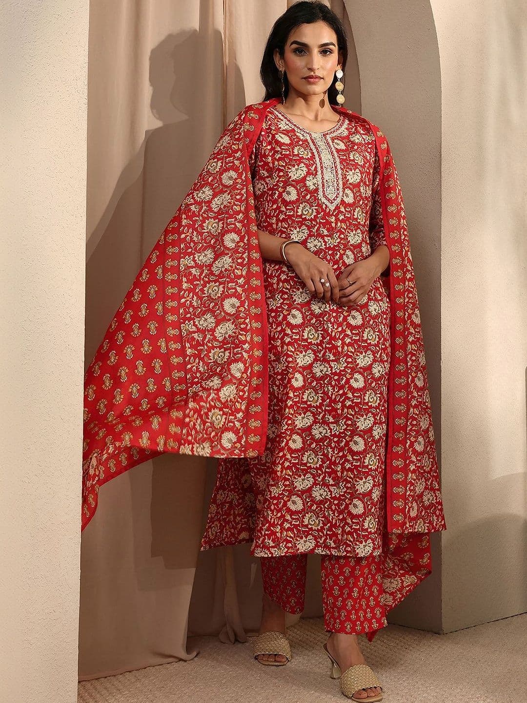Gerua By Libas Women Floral Printed Regular Thread Work Kurta with Trousers & With Dupatta - view 1