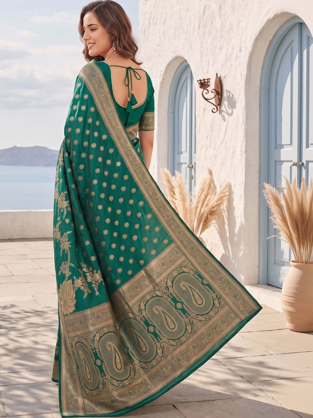 ROOP RADHIKA Paisley Zari Silk Blend Designer Banarasi Saree thumbnail 5