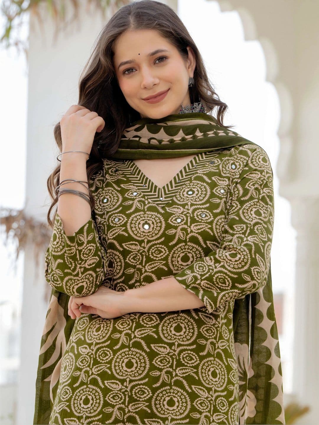 Rangnavi Women Ethnic Motifs Printed Regular Mirror Work Pure Cotton Kurta with Trousers & With Dupatta thumbnail 3