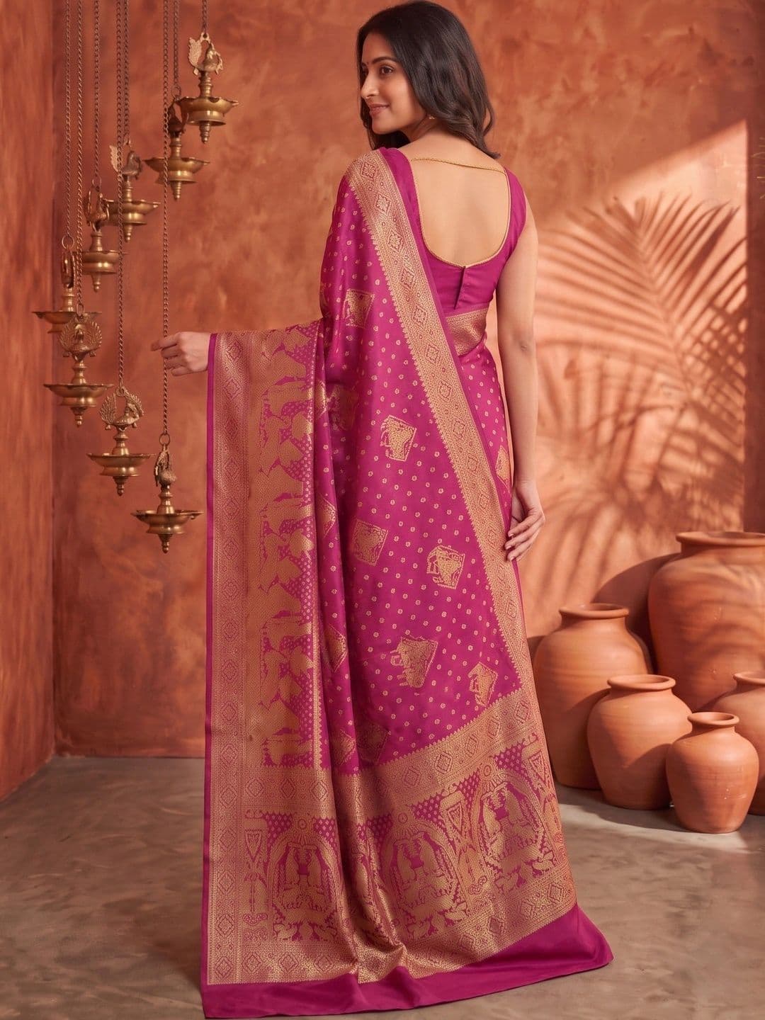 ROOP RADHIKA Woven Design Zari Silk Blend Designer Banarasi Saree thumbnail 4