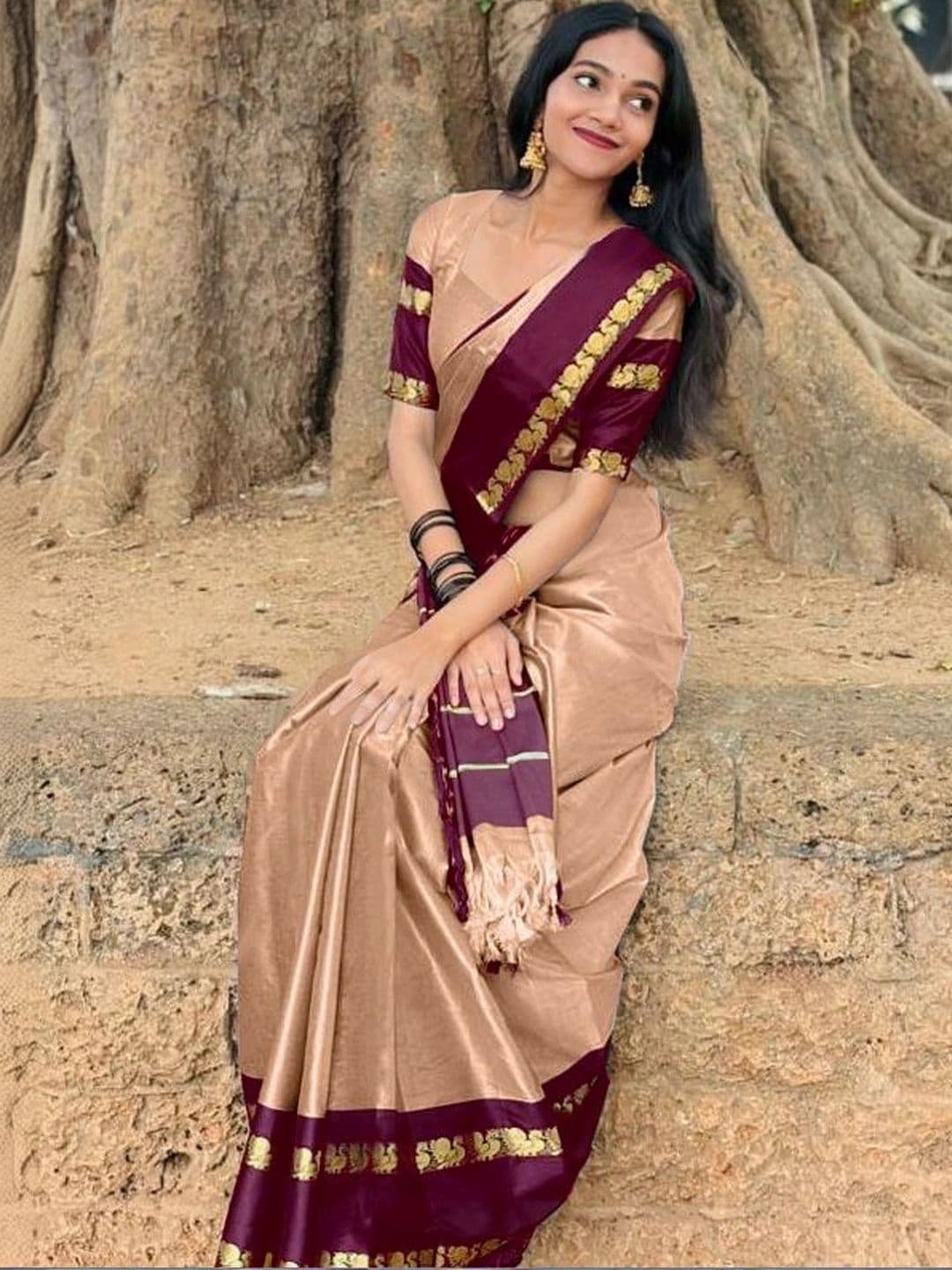 UMANTA Woven Design Zari Silk Cotton Designer Gadwal Saree thumbnail 4