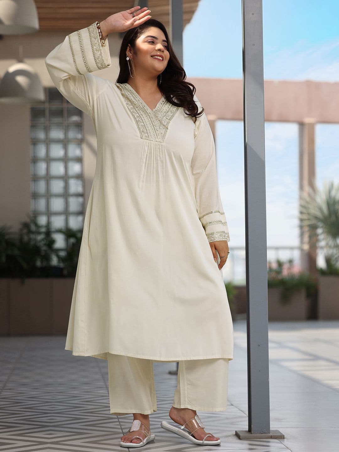 EXTRA LOVE BY LIBAS Plus Size Floral Yoke Design V-Neck A-Line Kurta & Palazzos thumbnail 7