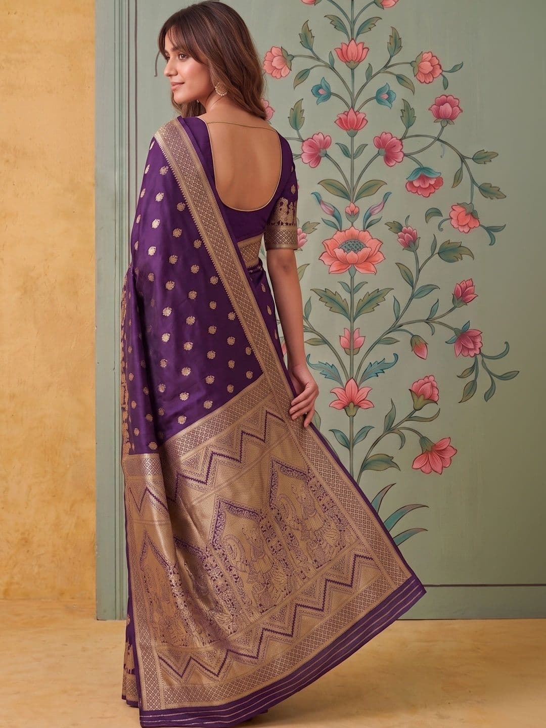 ROOP RADHIKA Woven Design Zari Silk Blend Designer Banarasi Saree thumbnail 4