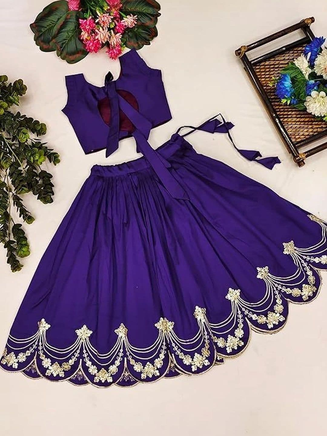 Sangria Girls Embroidered Thread Work Ready to Wear Lehenga & thumbnail 3