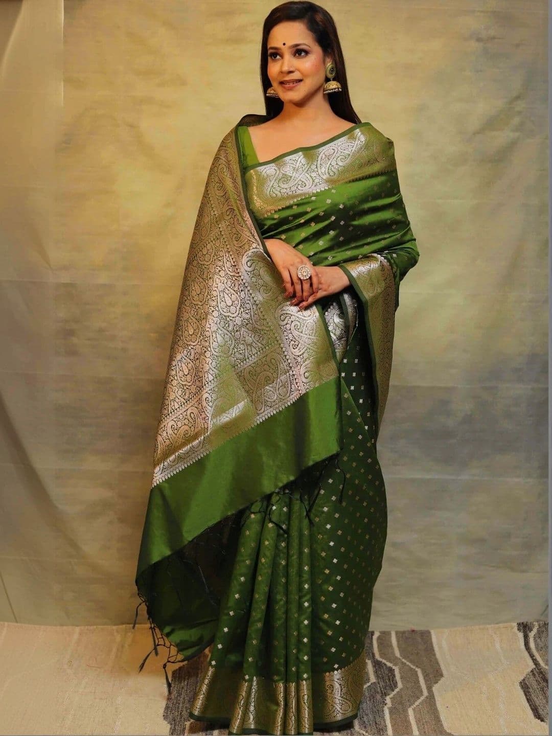 VS MALL Ethnic Motifs Zari Banarasi Saree thumbnail 5