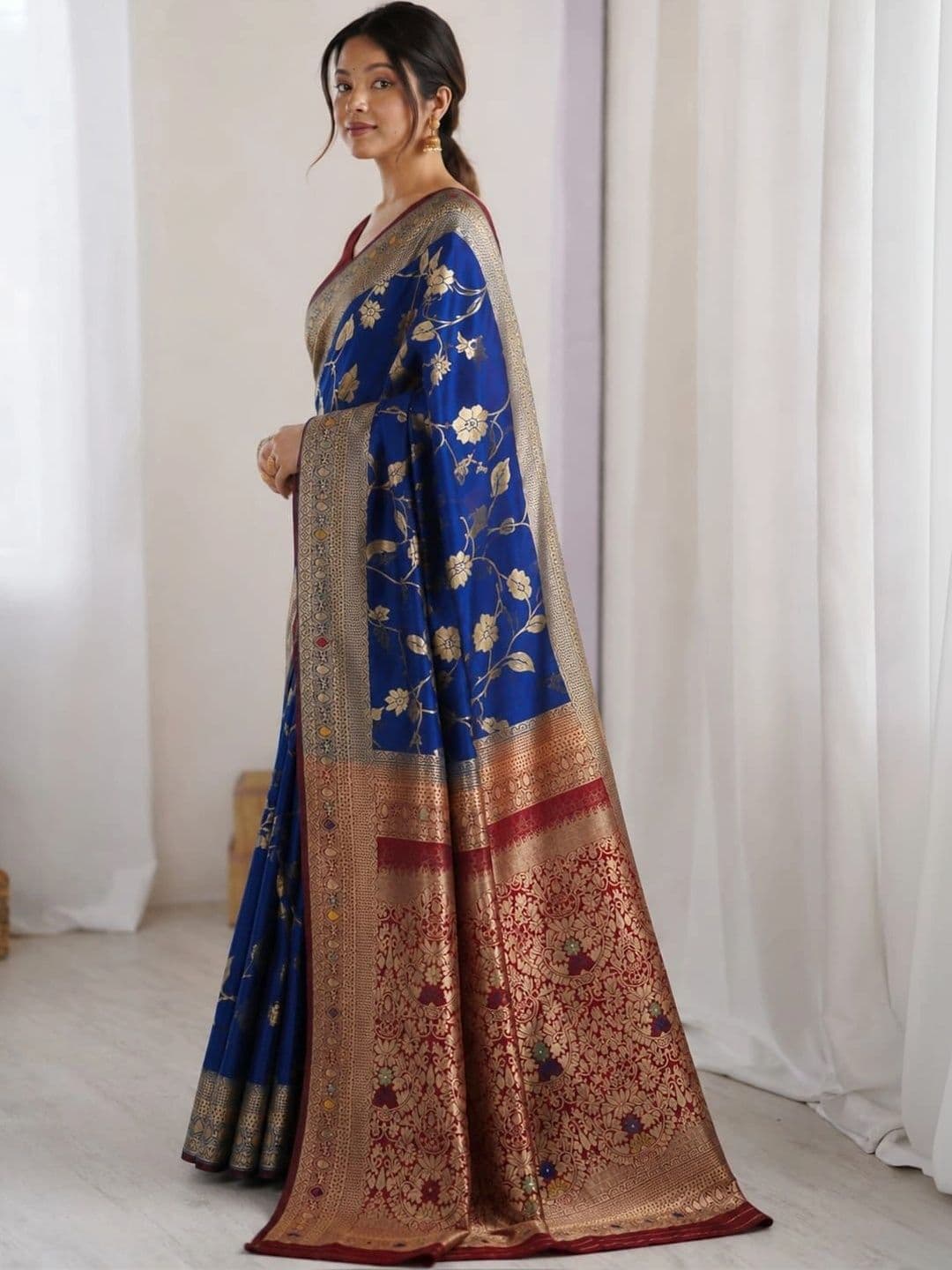 Moda Rapido Woven Design Zari Art Silk Designer Banarasi Saree thumbnail 3