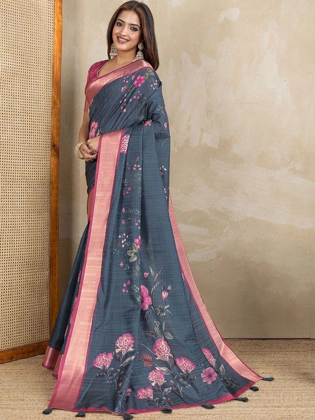 Kesarii Fusion Saree thumbnail 4
