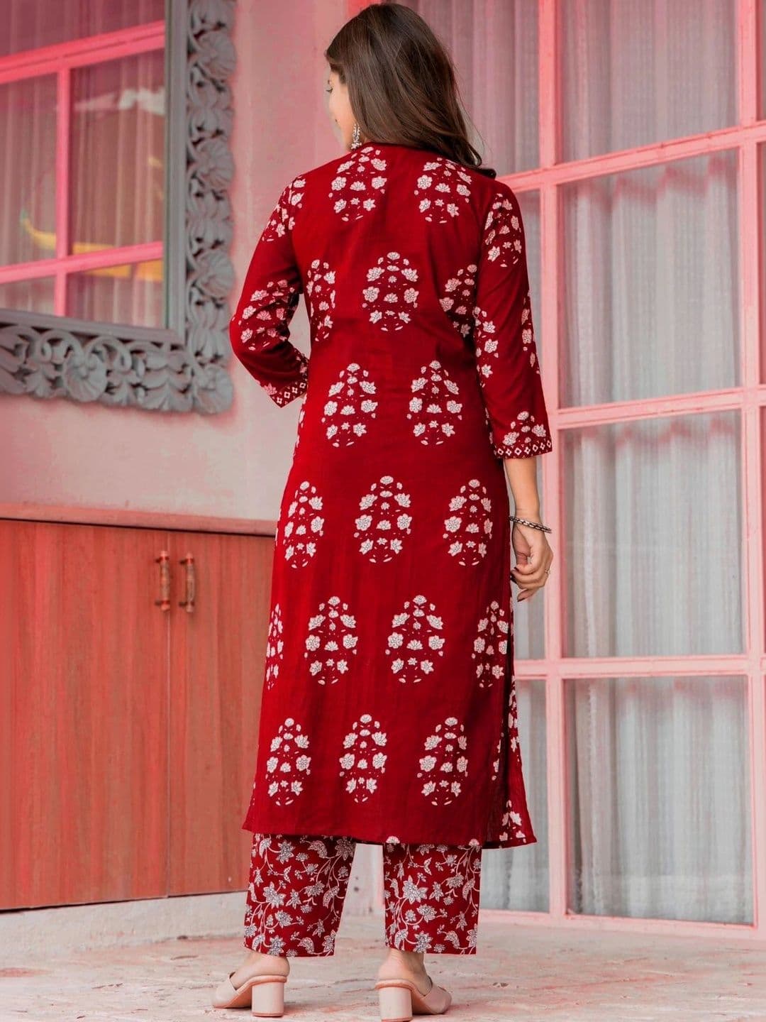 AURIPRX FASHION Women Floral Printed Regular Pure Cotton Kurta with Palazzos & With Dupatta thumbnail 3