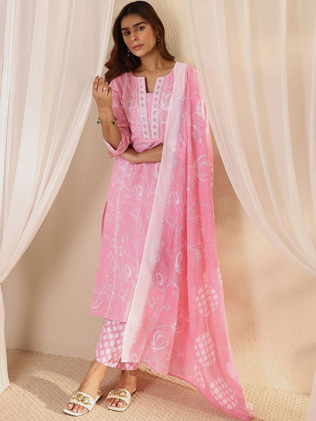 Gerua By Libas Women Floral Printed Regular Thread Work Kurta with Trousers & With Dupatta - view 1