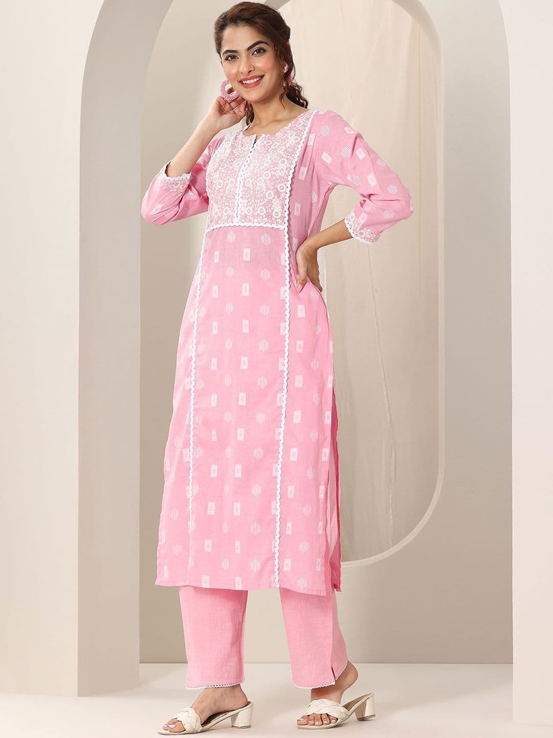 Libas Floral Embroidered Straight Thread Work Kurta With Trousers & Dupatta thumbnail 5