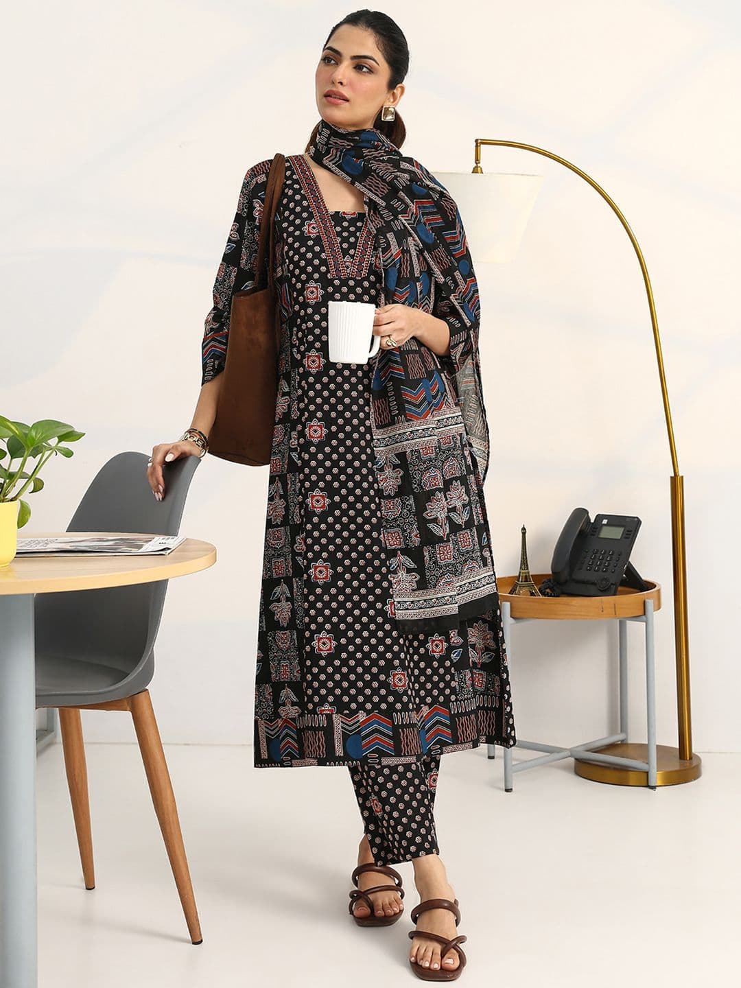 Gerua By Libas Women Ethnic Motifs Printed Regular Kurta with Trousers & With Dupatta thumbnail 3