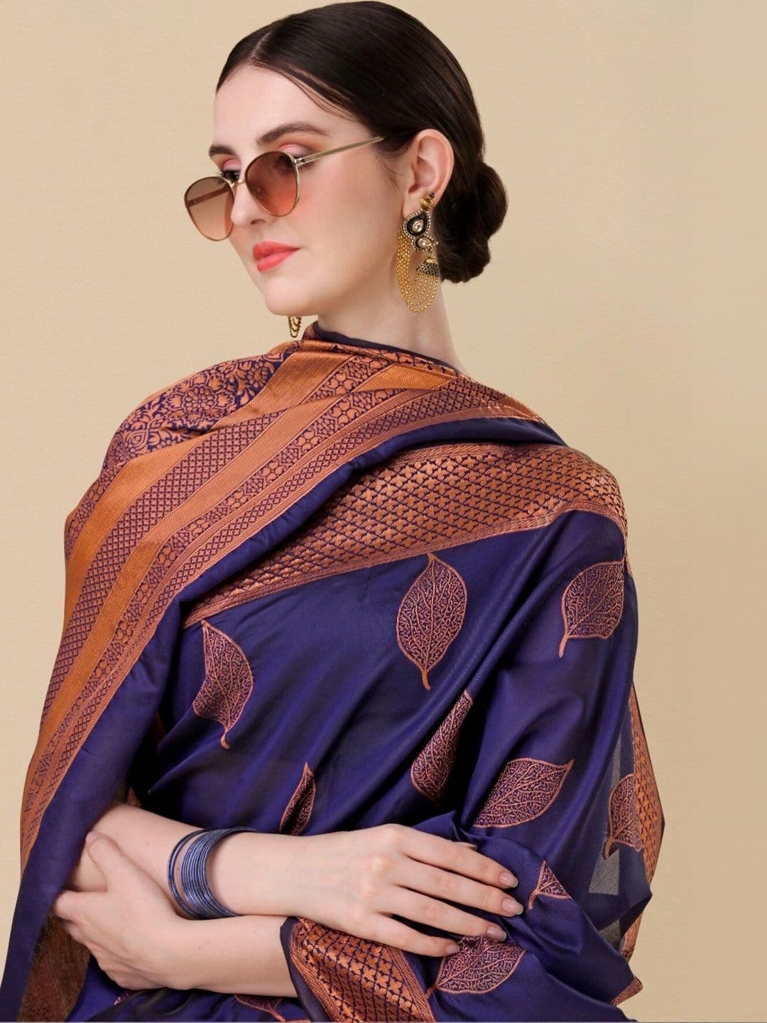 VS MALL Ethnic Motifs Zari Banarasi Saree thumbnail 2