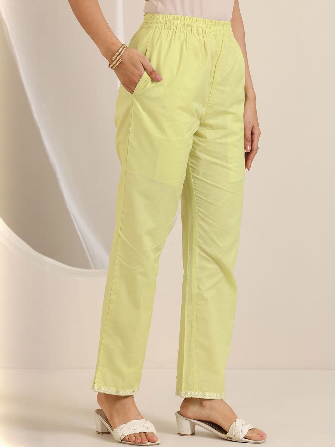 Libas Floral Woven Design Thread Work Kurta With Trousers & Dupatta thumbnail 3