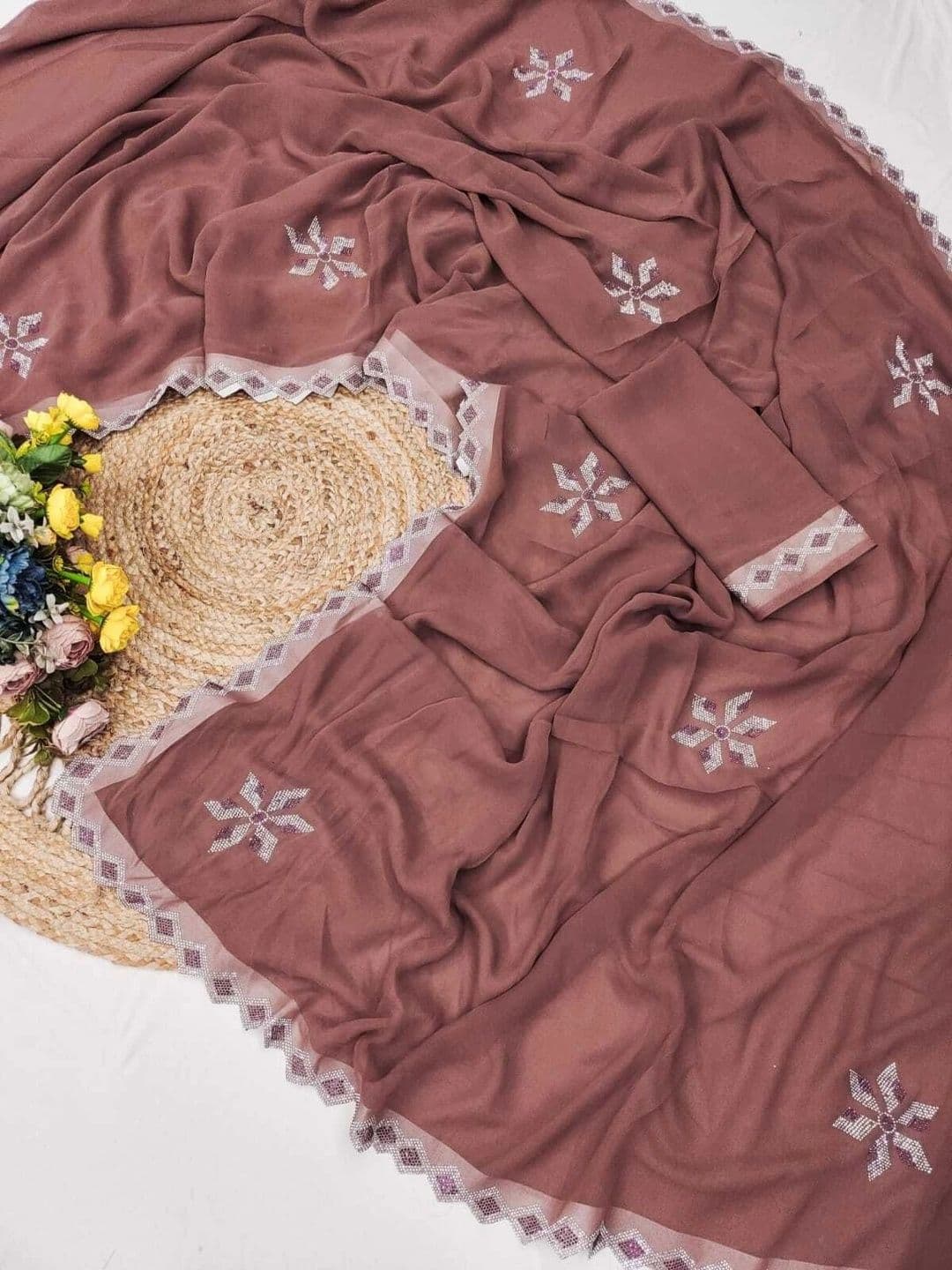 RENBRIZA Embroidered Poly Georgette Saree thumbnail 3