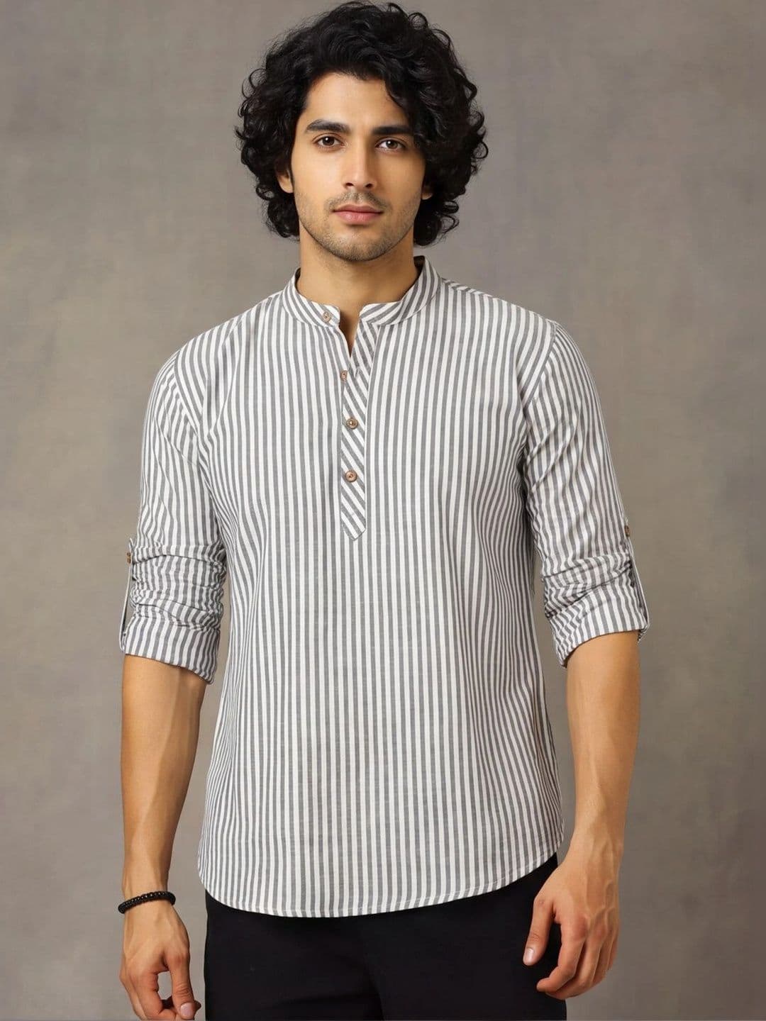 Navibhu Woven Design Striped Cotton Handloom Mandarin Collar Short Kurta thumbnail 7