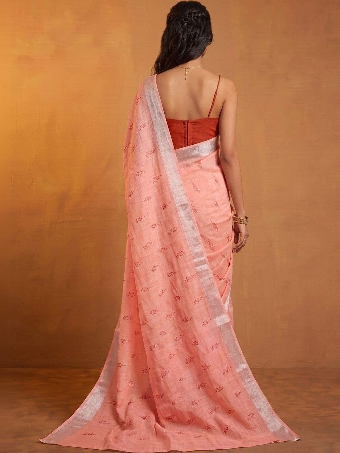 KINDA DESI Floral Zari Pure Cotton Saree thumbnail 6