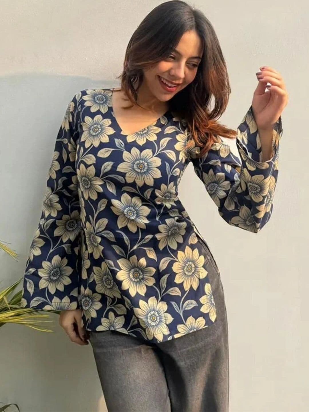 Sangria Floral Printed V-Neck Kurti - view 1