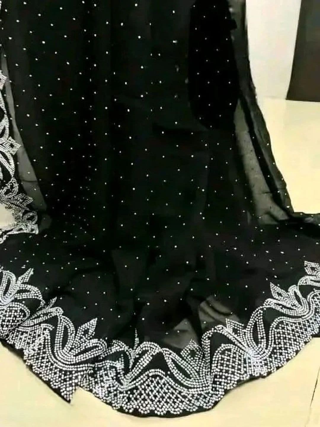 RENBRIZA Embroidered Poly Chiffon Saree thumbnail 3