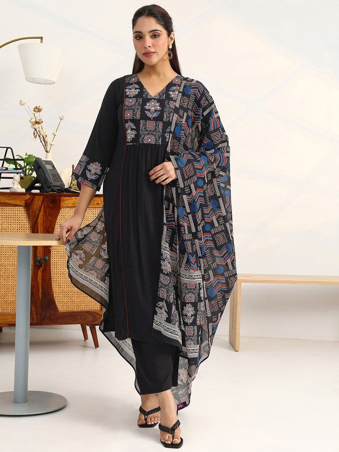 Gerua By Libas Women Ethnic Motifs Embroidered Empire Thread Work Kurta with Palazzos & With Dupatta thumbnail 2
