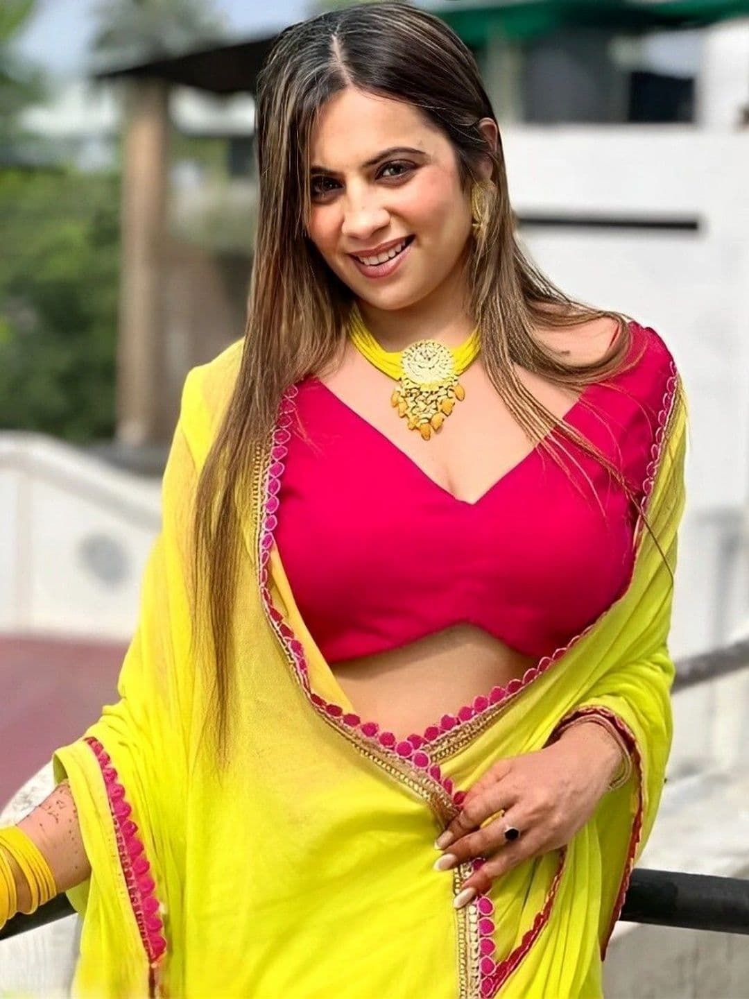 RENBRIZA Poly Georgette Saree - view 1
