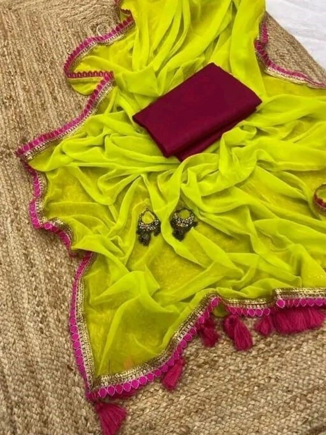 RENBRIZA Poly Georgette Saree thumbnail 3