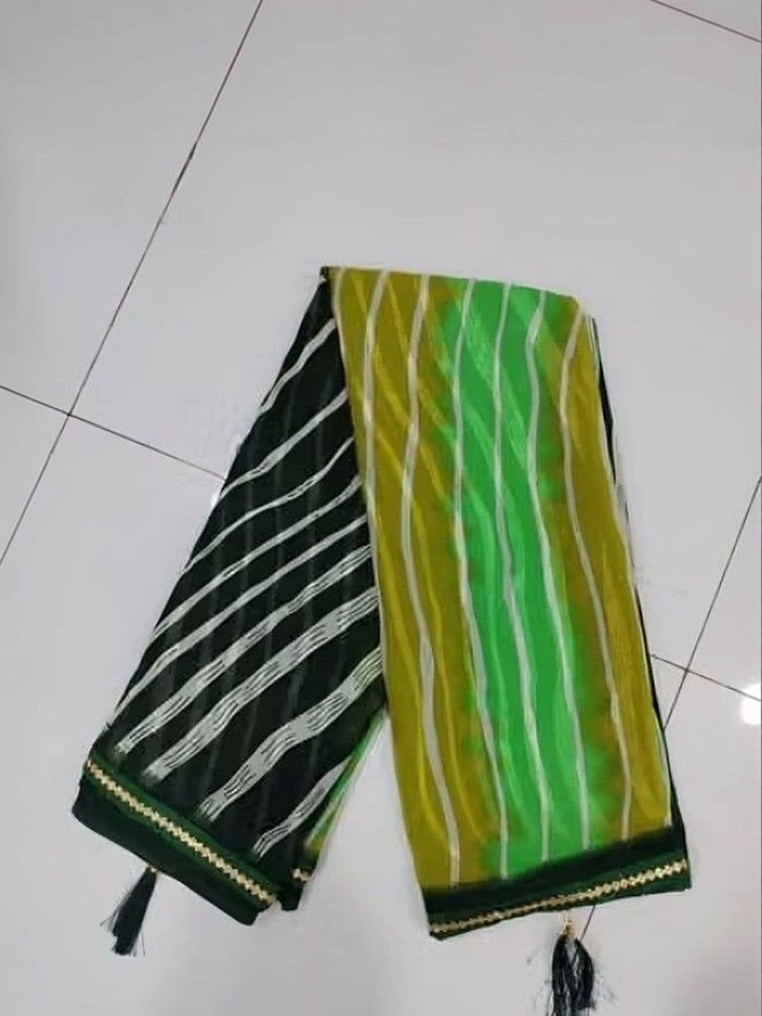 RENBRIZA Leheriya Poly Georgette Saree thumbnail 2