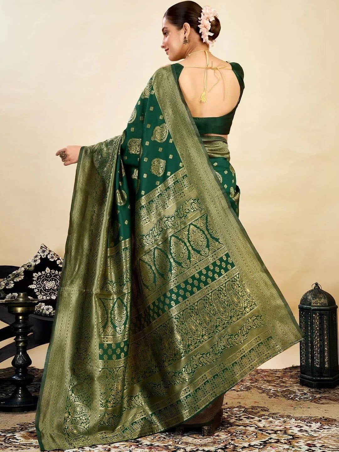 wearsquad Woven Design Zari Art Silk Banarasi Saree thumbnail 5
