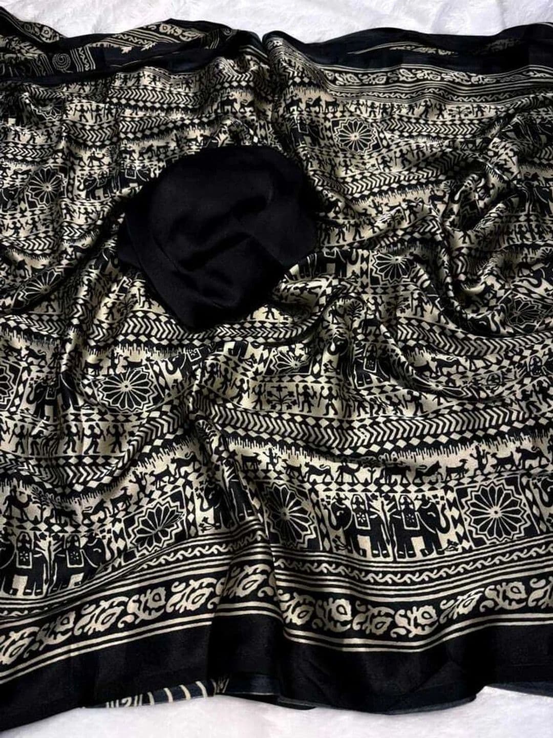 RENBRIZA Poly Crepe Saree thumbnail 2