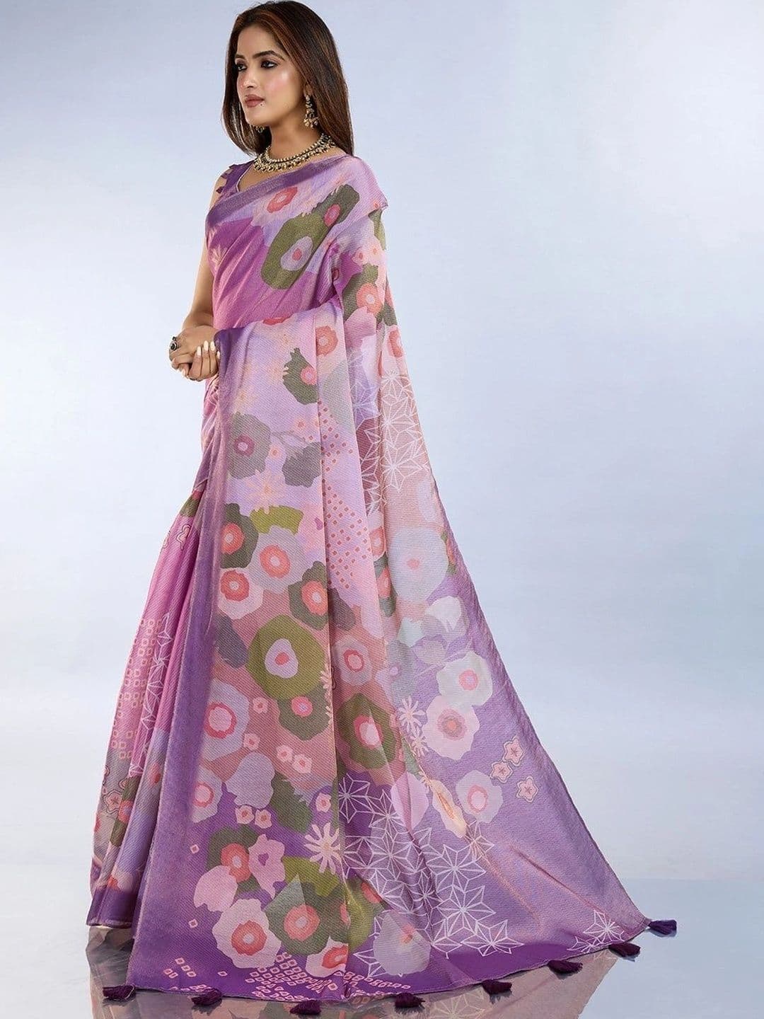 Kesarii Saree thumbnail 2