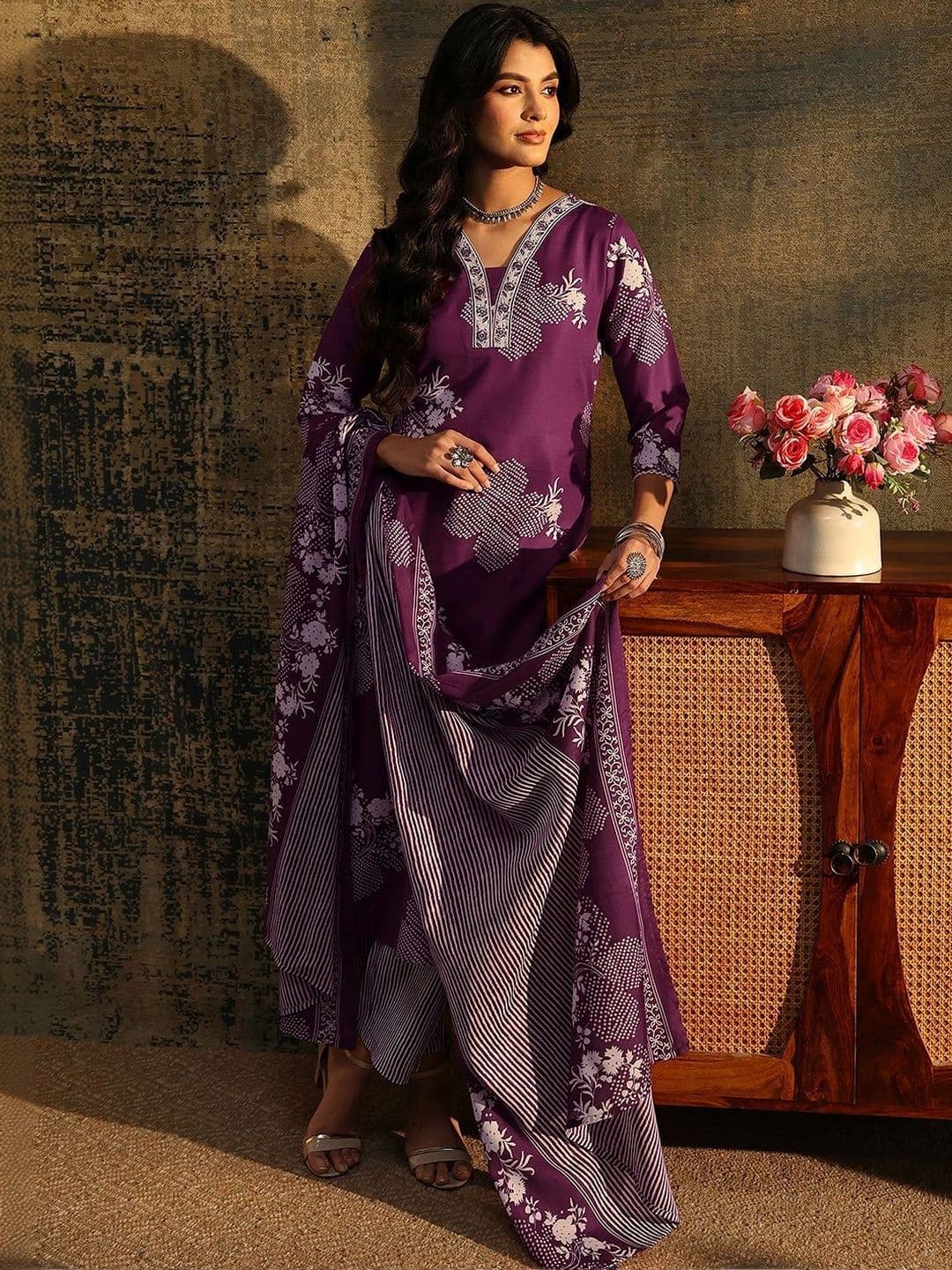 Gerua By Libas Women Floral Printed Regular Kurta with Trousers & With Dupatta - view 1