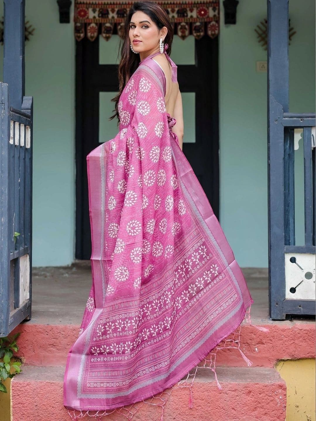 Moda Rapido Floral Art Silk Banarasi Saree - view 1