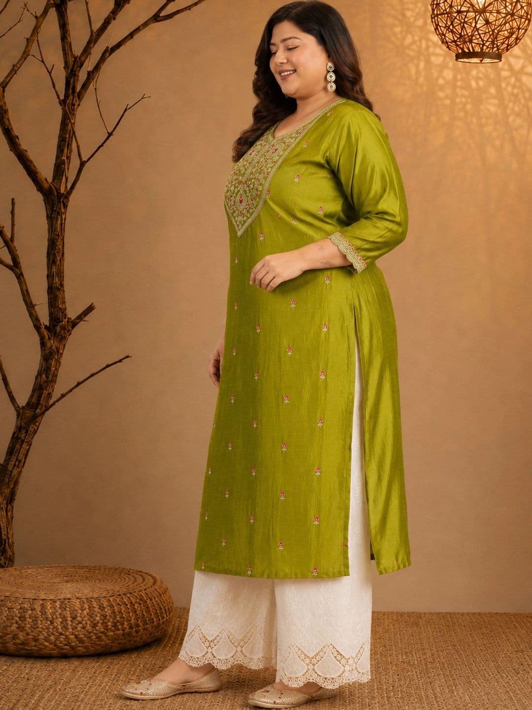 FULL BLOOM Women Ethnic Motifs Embroidered Kurta thumbnail 3