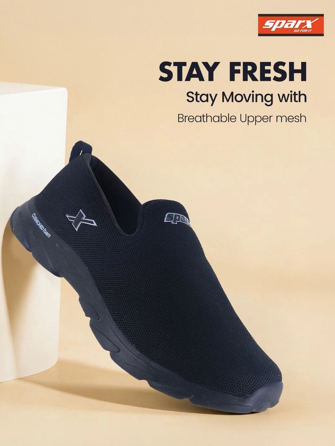 Sparx Men Slip On Walking Shoes thumbnail 2
