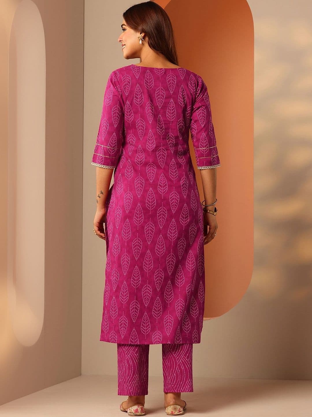 Libas Women Ethnic Motifs Printed Regular Kurta with Trousers thumbnail 2