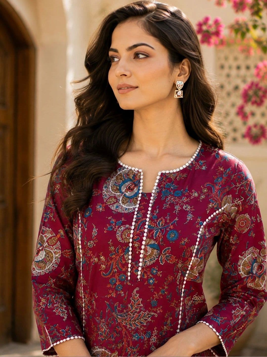Hunaiza Women Ethnic Motifs Printed Kurta thumbnail 3