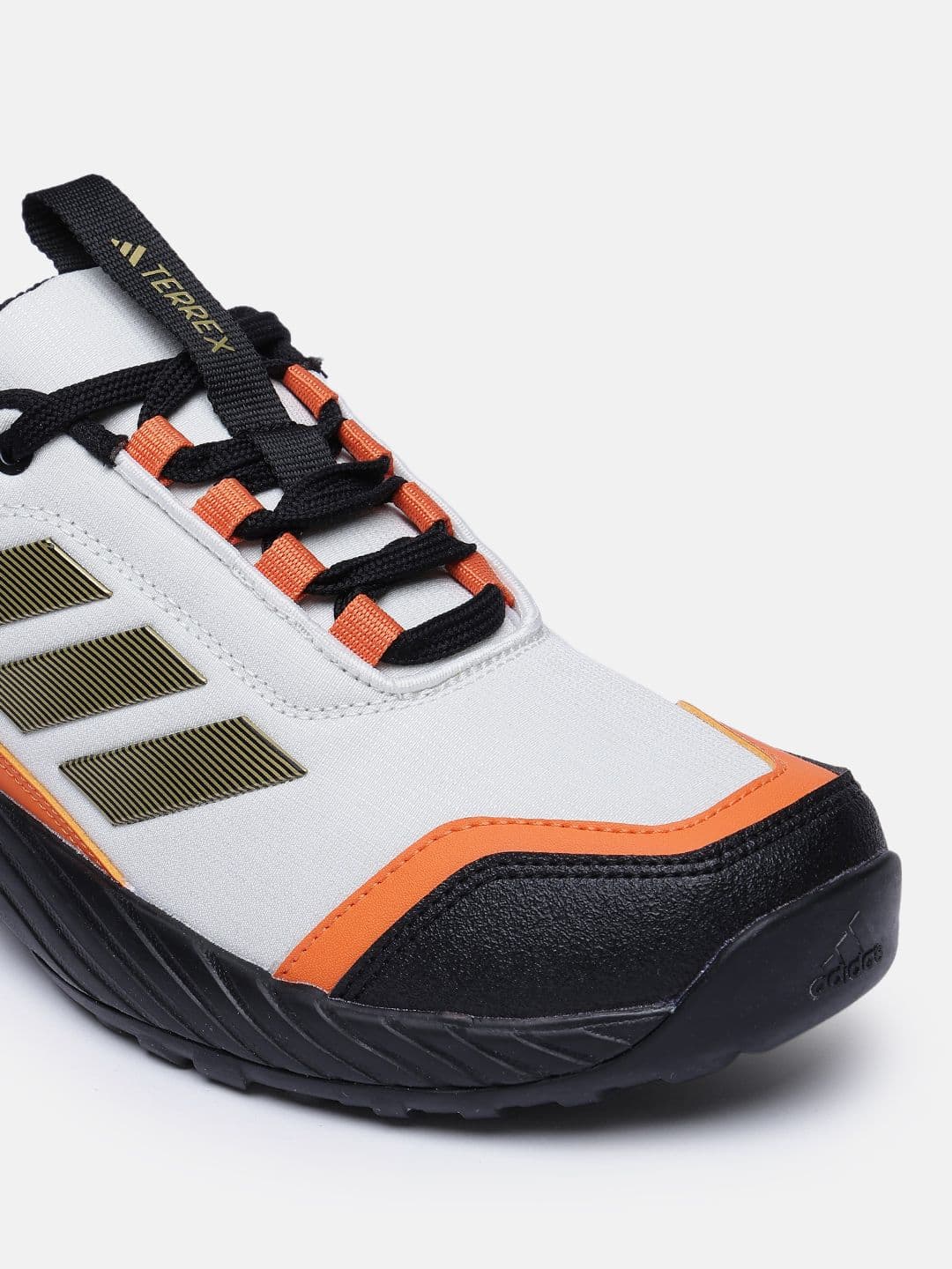 ADIDAS Men TRAMP PRO 2.0 Trekking Shoes thumbnail 2