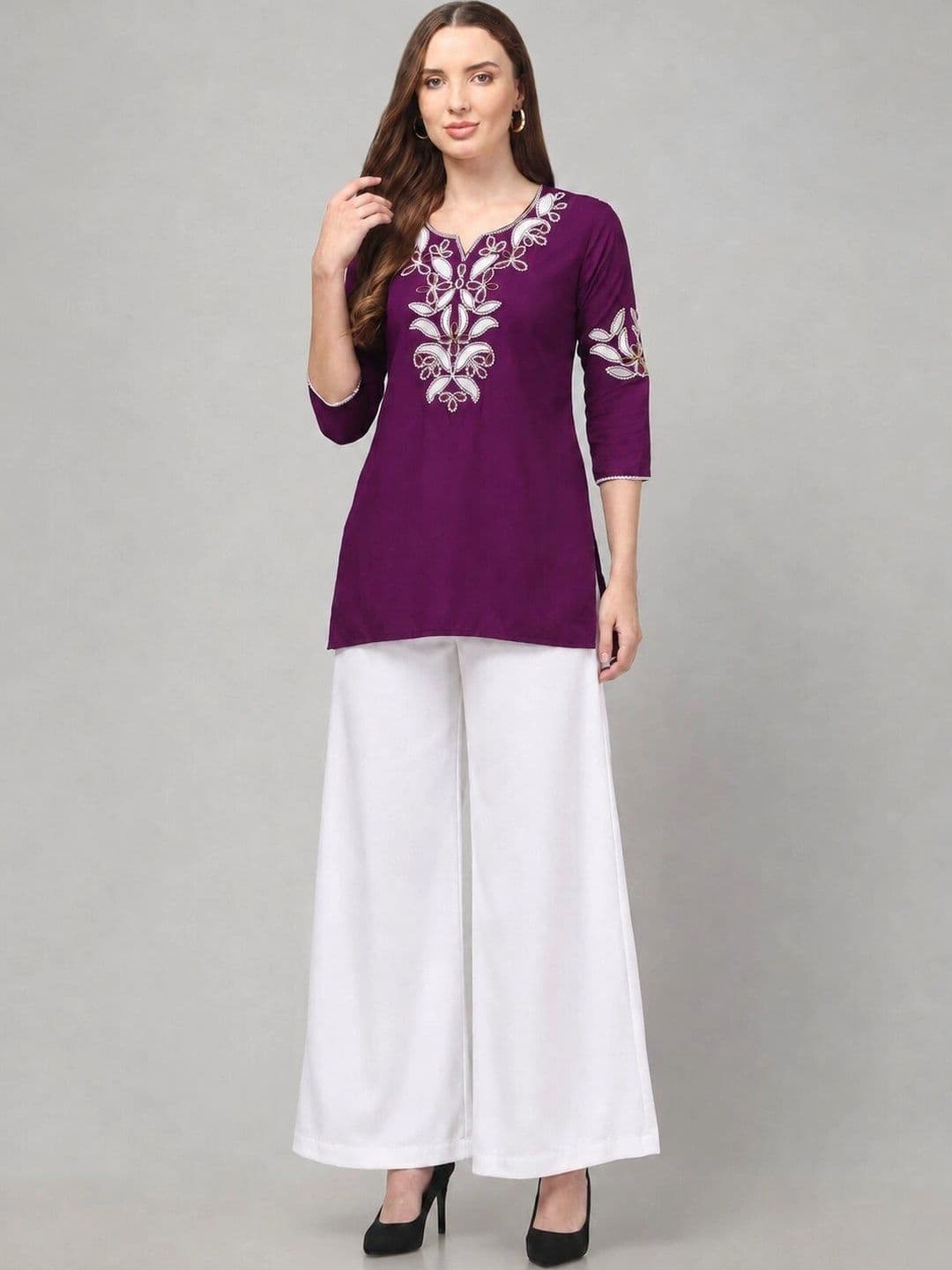 STYLE PREZONE Ethnic Motifs Embroidered V-Neck Thread Work Thread Work Kurti - view 1