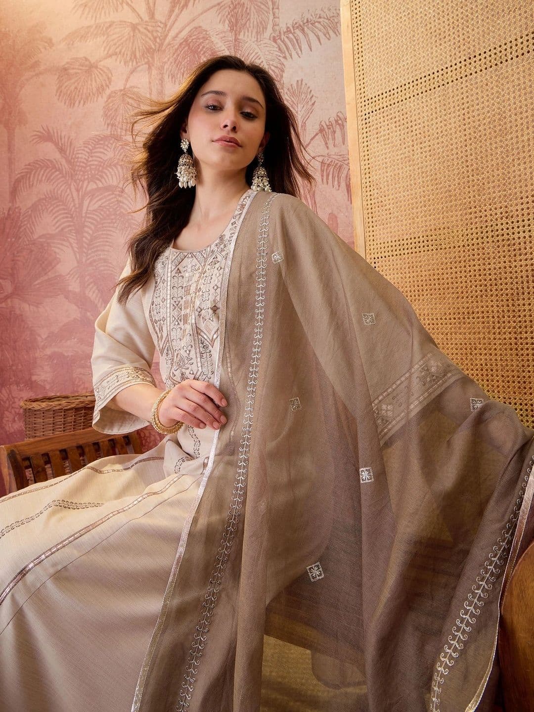 House of Pataudi Women Ethnic Motifs Embroidered Regular Kurta with Trousers & With Dupatta thumbnail 7