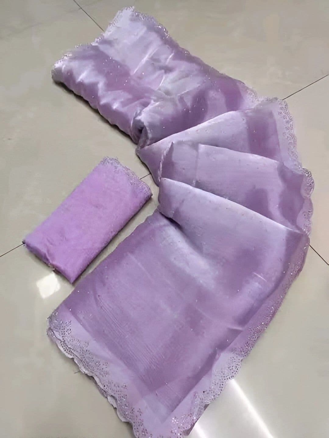 RENBRIZA Embellished Net Saree thumbnail 3