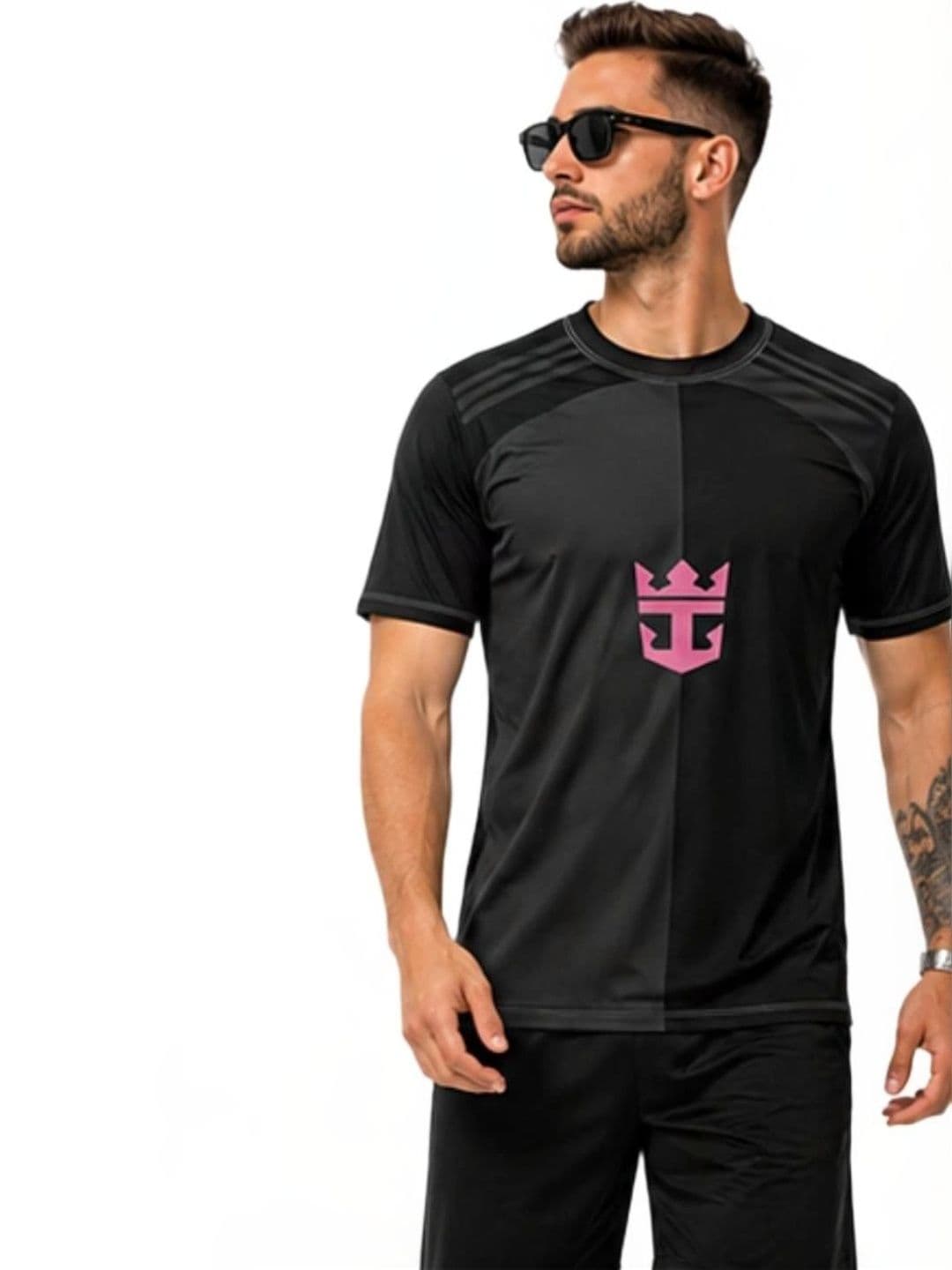 teky Men Brand Logo Colourblocked T-shirt - view 1