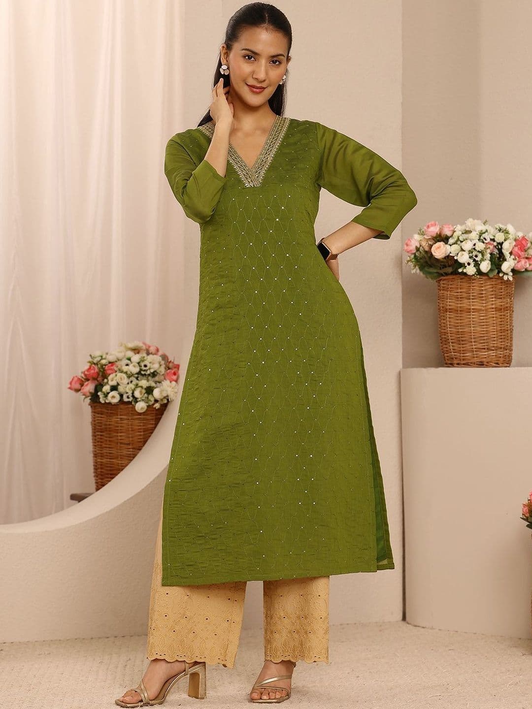 Libas Green Embellished Chanderi Cotton Straight Kurta thumbnail 6