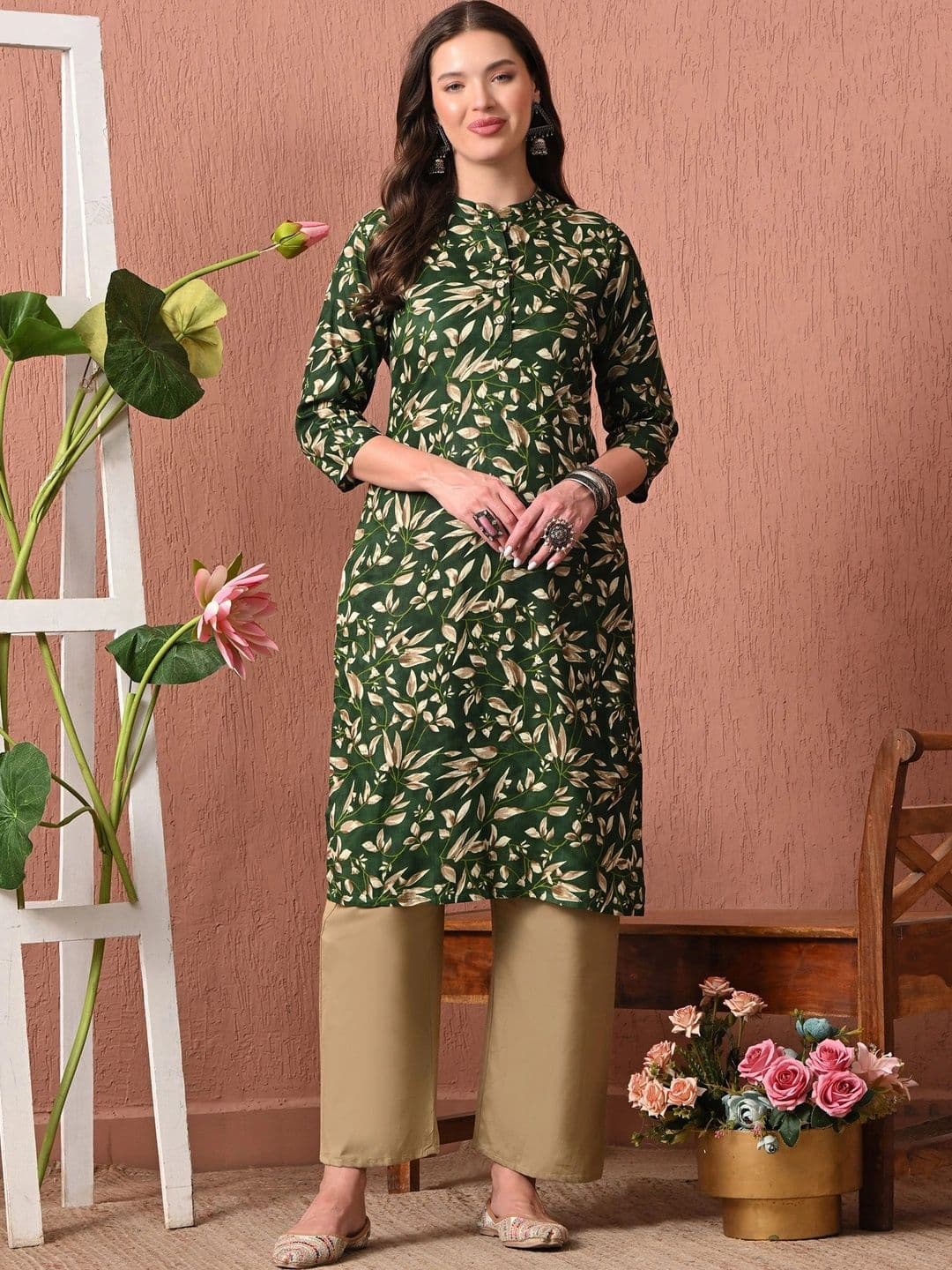 Sangria Women Floral Printed Floral Kurta - view 1