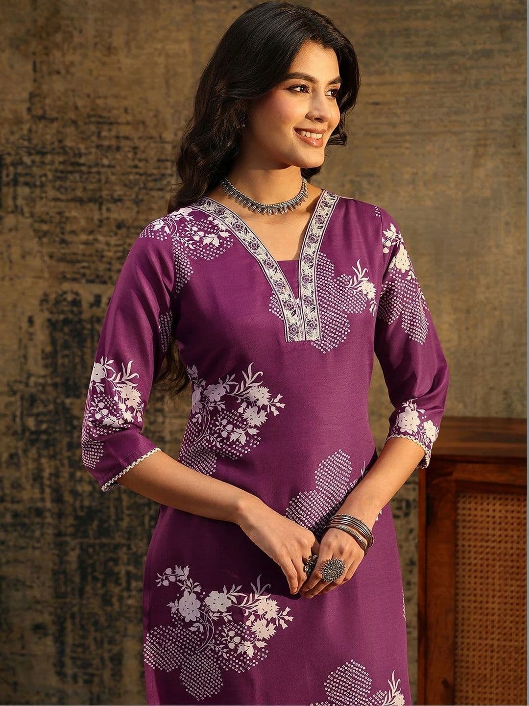 Gerua By Libas Women Floral Printed Regular Kurta with Trousers & With Dupatta thumbnail 4