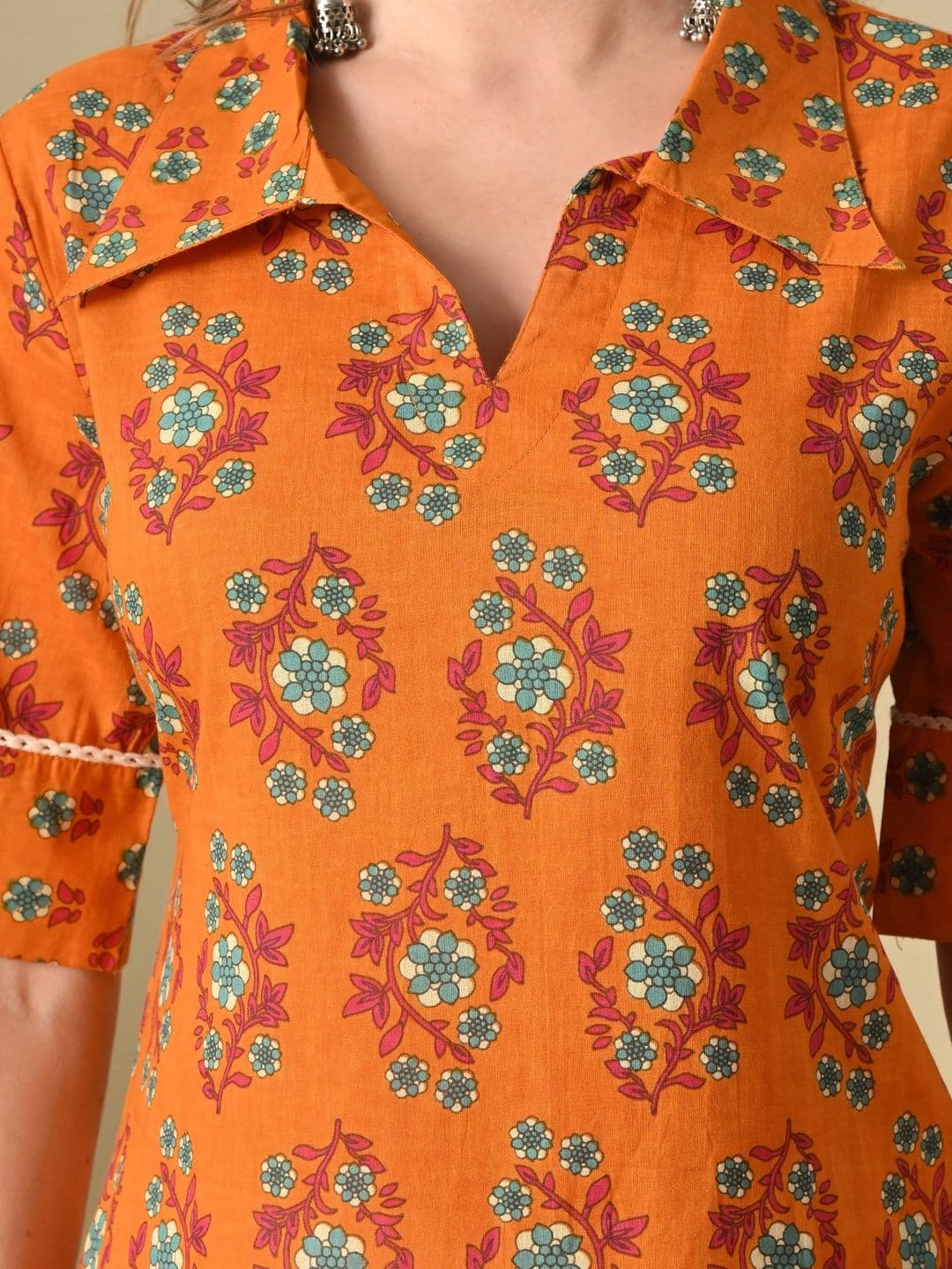 JEMCY Women Floral Printed Floral Kurta thumbnail 2