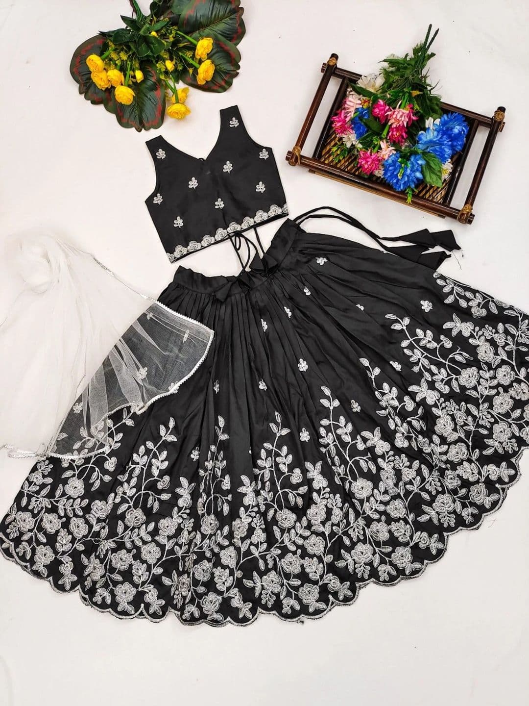 Sangria Girls Embroidered Thread Work Ready to Wear Lehenga & Blouse With Dupatta thumbnail 4