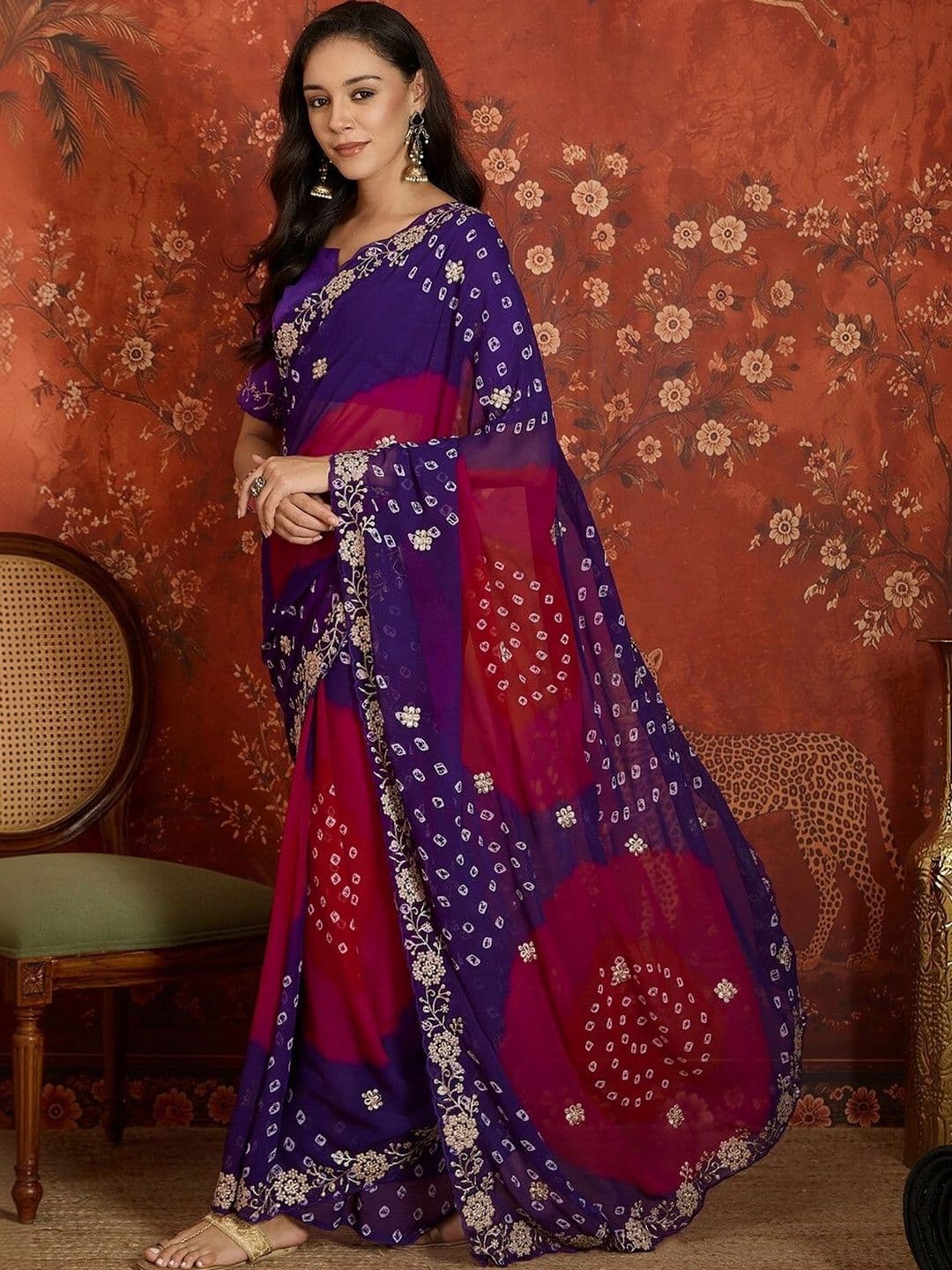 KALINI Bandhani Embroidered Pure Georgette Fusion Bandhani Saree thumbnail 4